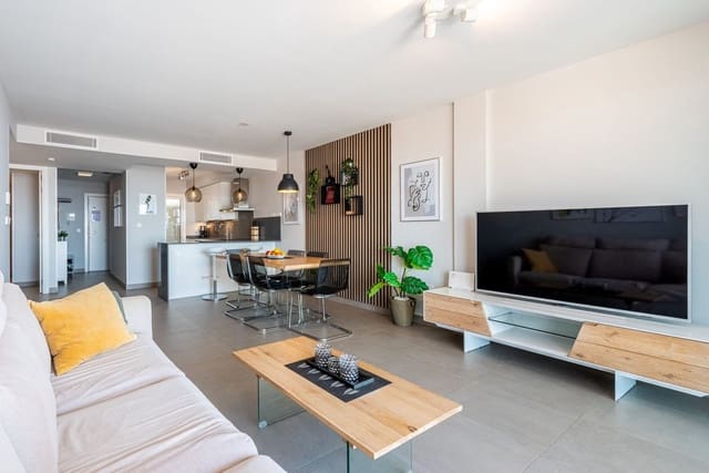 3 bedroom Apartment for sale in Castillo Sohail, Fuengirola with garage - € 639,000 (Ref: 9953558)