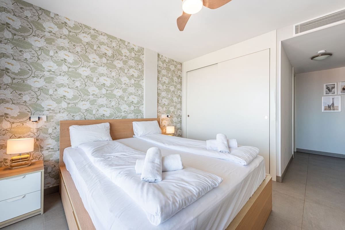 3 slaapkamer Appartement te koop in Fuengirola met garage - € 639.000 (Ref: 9953558)
