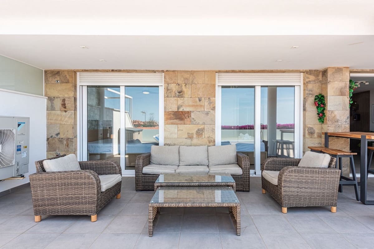 3 slaapkamer Appartement te koop in Fuengirola met garage - € 639.000 (Ref: 9953558)