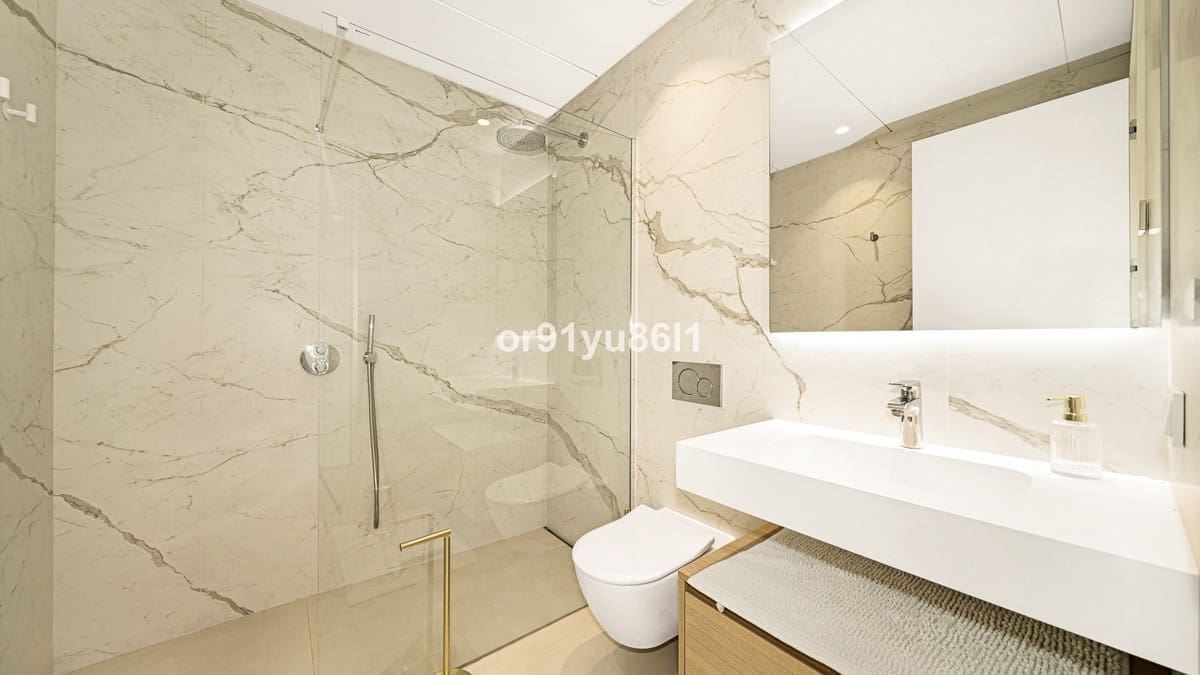 3 sypialnia Apartament na sprzedaż w Golden Mile z garażem - 3 700 000 € (Ref: 9954619)