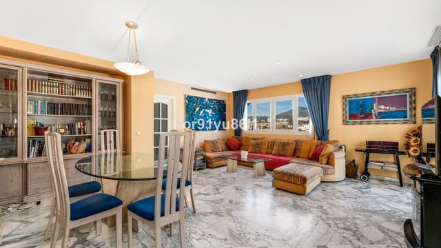 2 chambre Appartement à vendre à Puerto Banus, Marbella - 1 200 000 € (Ref: 9954620)