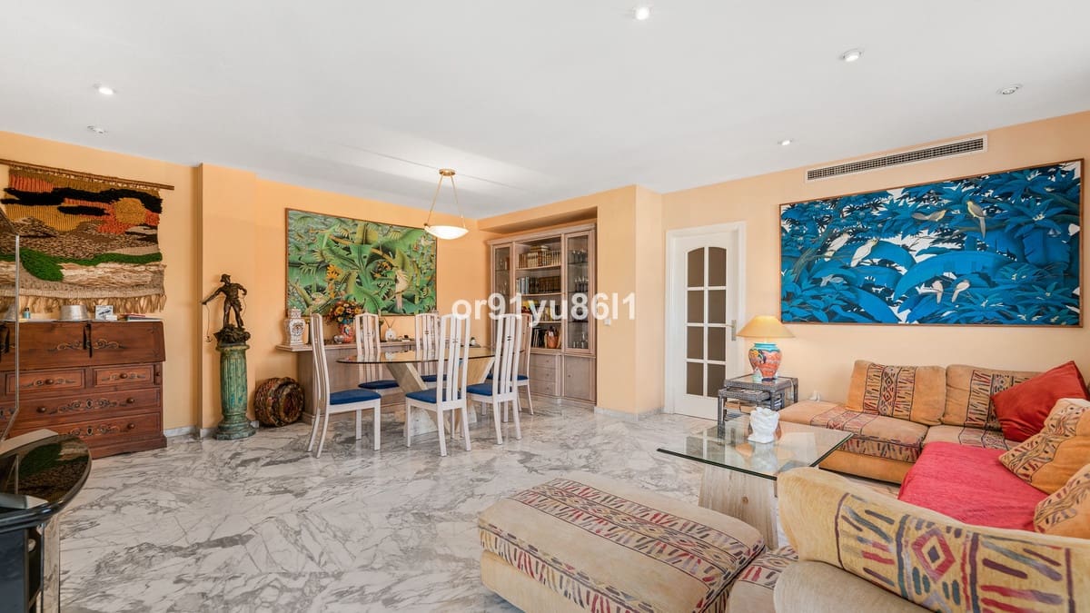 2 chambre Appartement à vendre à Puerto Banus - 1 200 000 € (Ref: 9954620)