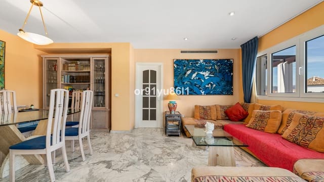 2 chambre Appartement à vendre à Puerto Banus, Marbella - 1 200 000 € (Ref: 9954620)
