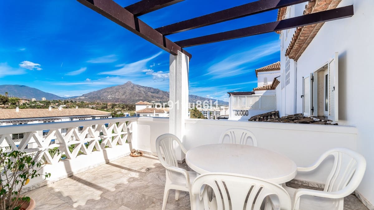 2 chambre Appartement à vendre à Puerto Banus - 1 200 000 € (Ref: 9954620)