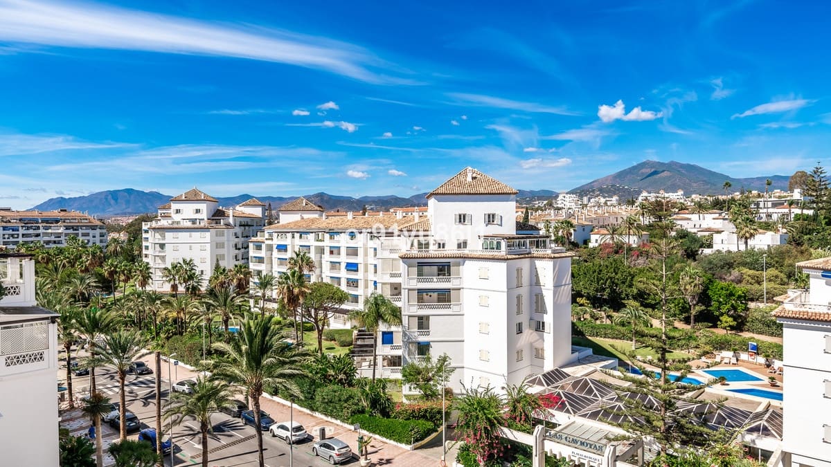 2 chambre Appartement à vendre à Puerto Banus - 1 200 000 € (Ref: 9954620)