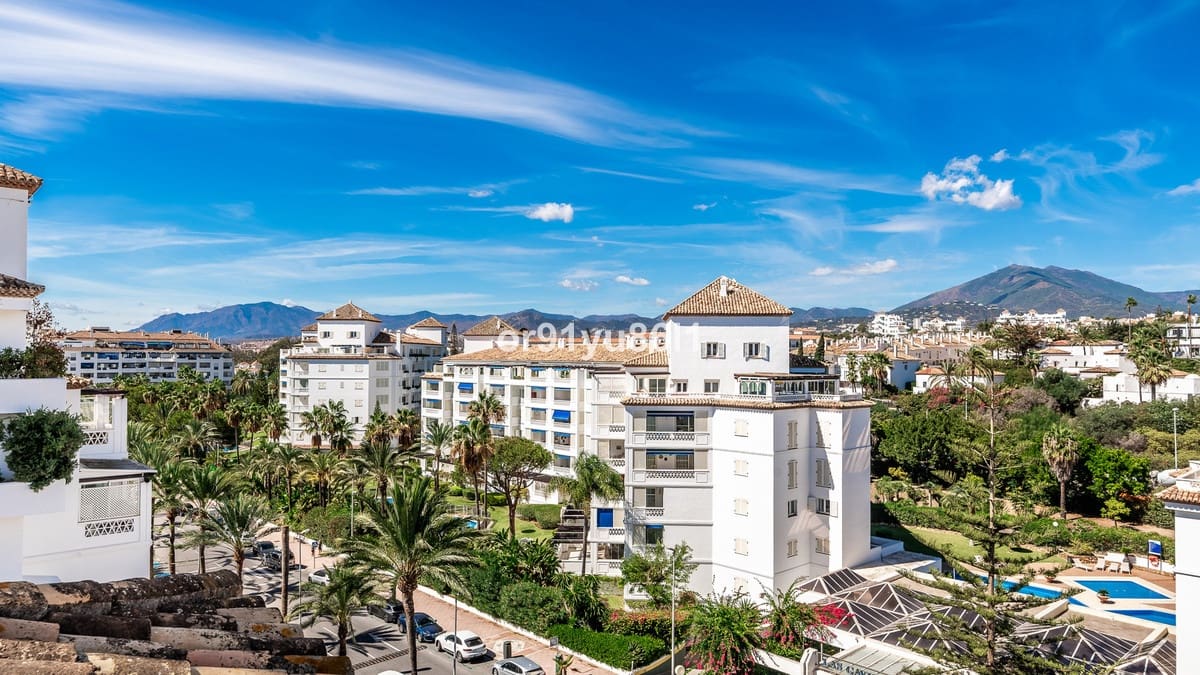 2 chambre Appartement à vendre à Puerto Banus - 1 200 000 € (Ref: 9954620)