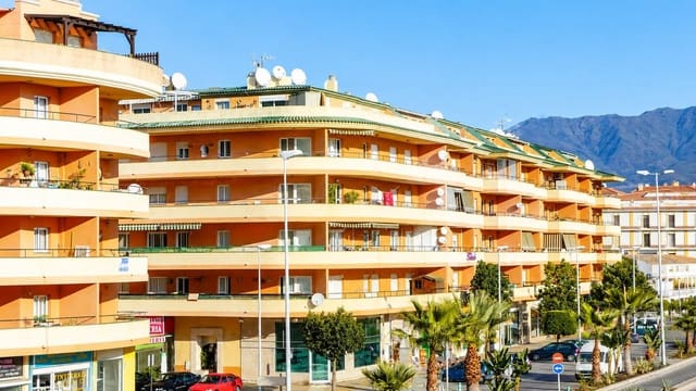 2 slaapkamer Appartement te koop in San Luis de Sabinillas, Manilva met garage - € 250.000 (Ref: 9954621)