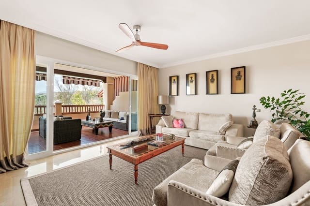 2 Zimmer Apartment zu verkaufen in Atalaya-Isdabe, Estepona mit Garage - 645.000 € (Ref: 9954622)