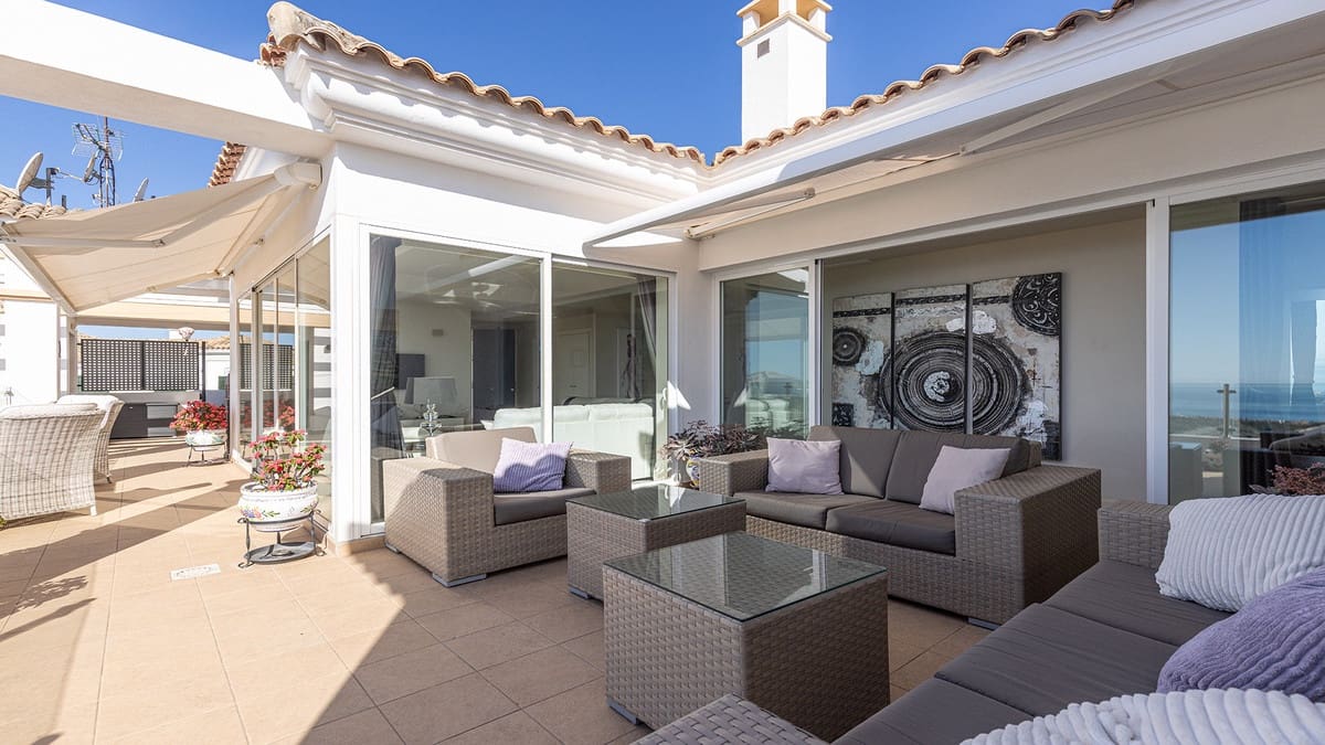 3 chambre Penthouse à vendre à Casares - 630 000 € (Ref: 9958894)