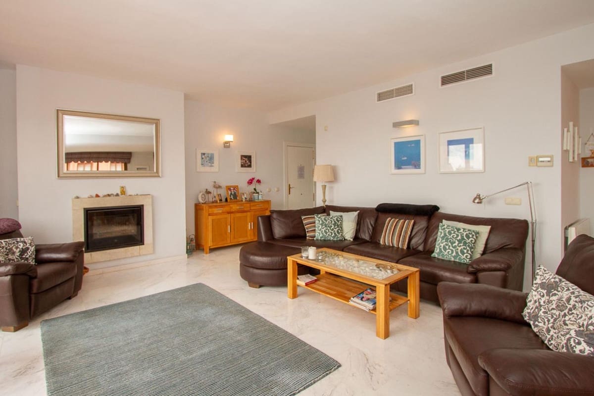 2 slaapkamer Appartement te koop in La Mairena - € 369.000 (Ref: 9958904)