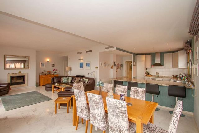 2 Zimmer Apartment zu verkaufen in La Mairena, Ojen mit Pool - 369.000 € (Ref: 9958904)