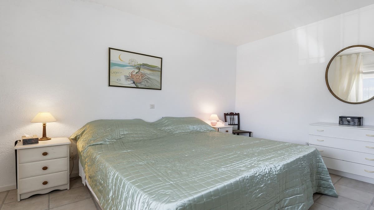 3 soverom Villa til salgs i Manilva - € 380 000 (Ref: 9961956)