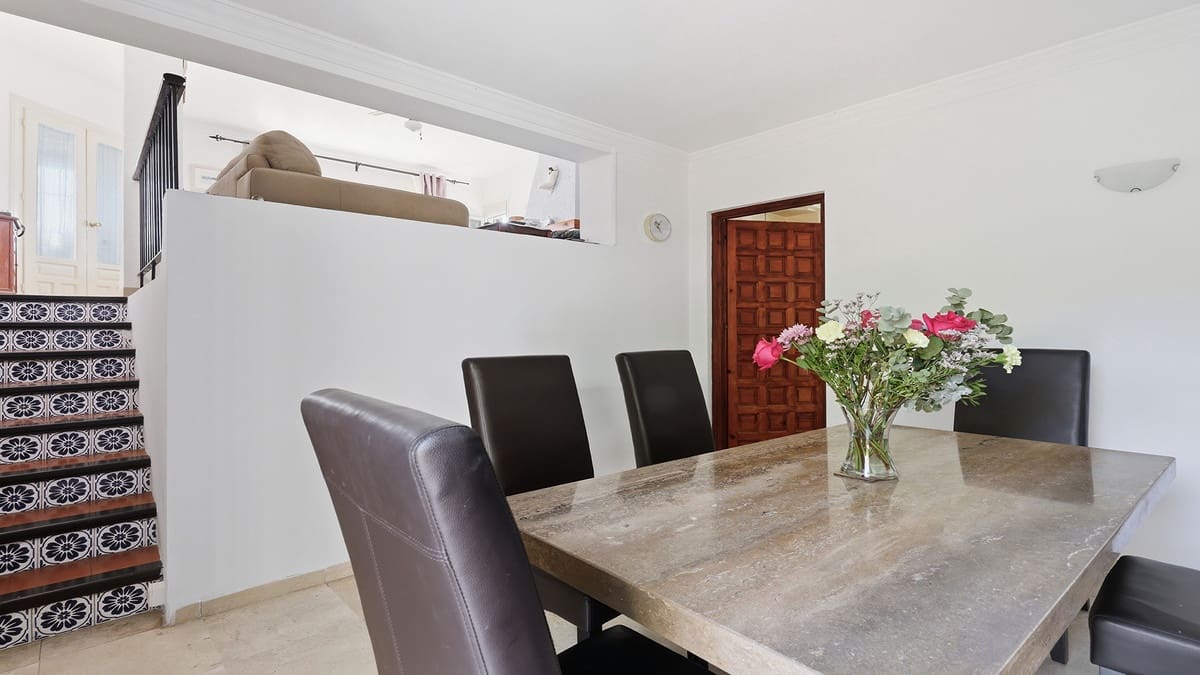 3 soverom Villa til salgs i Manilva - € 380 000 (Ref: 9961956)