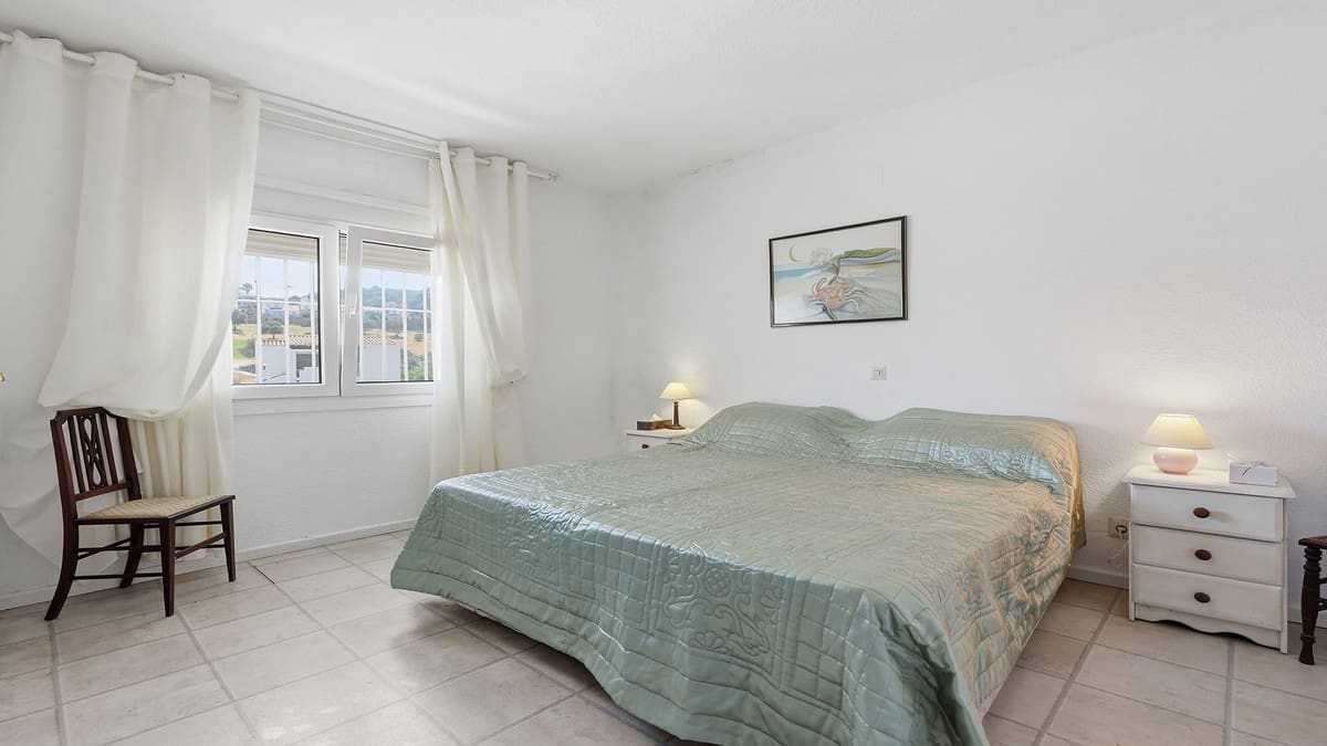 3 soverom Villa til salgs i Manilva - € 380 000 (Ref: 9961956)
