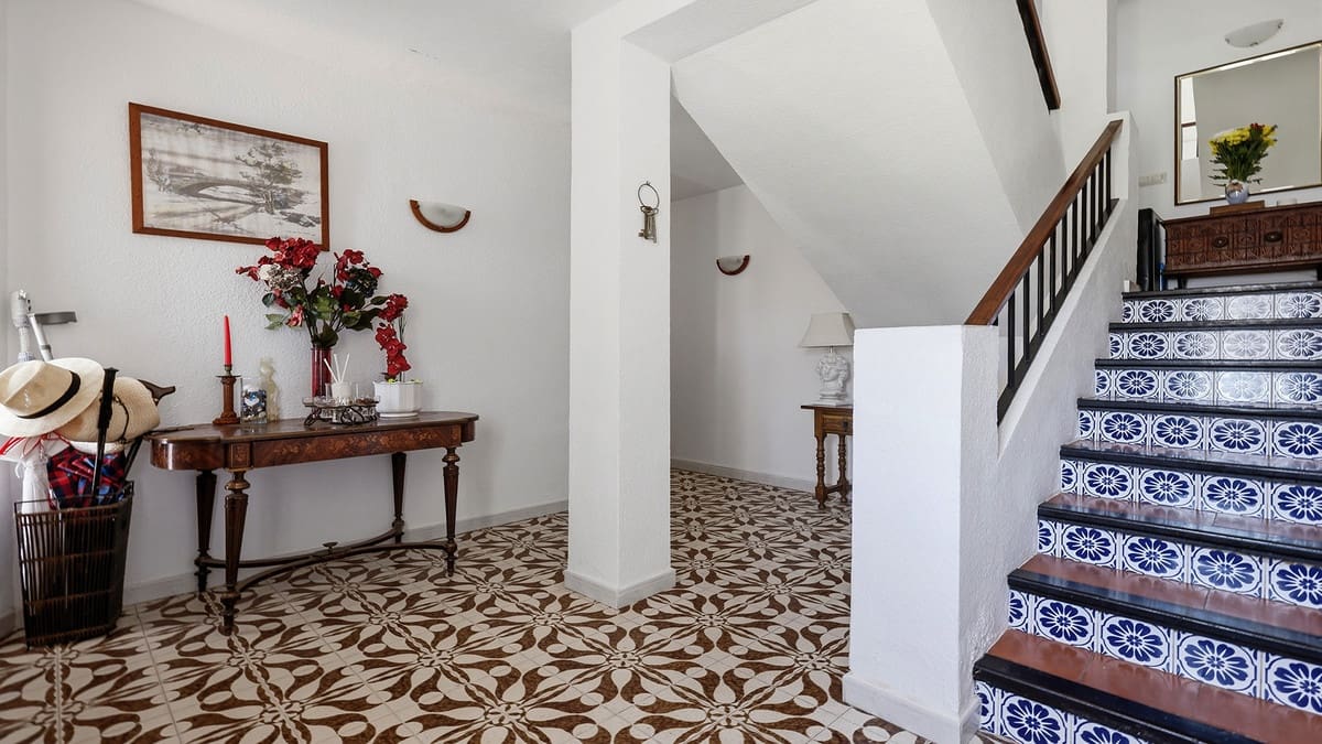 3 soverom Villa til salgs i Manilva - € 380 000 (Ref: 9961956)