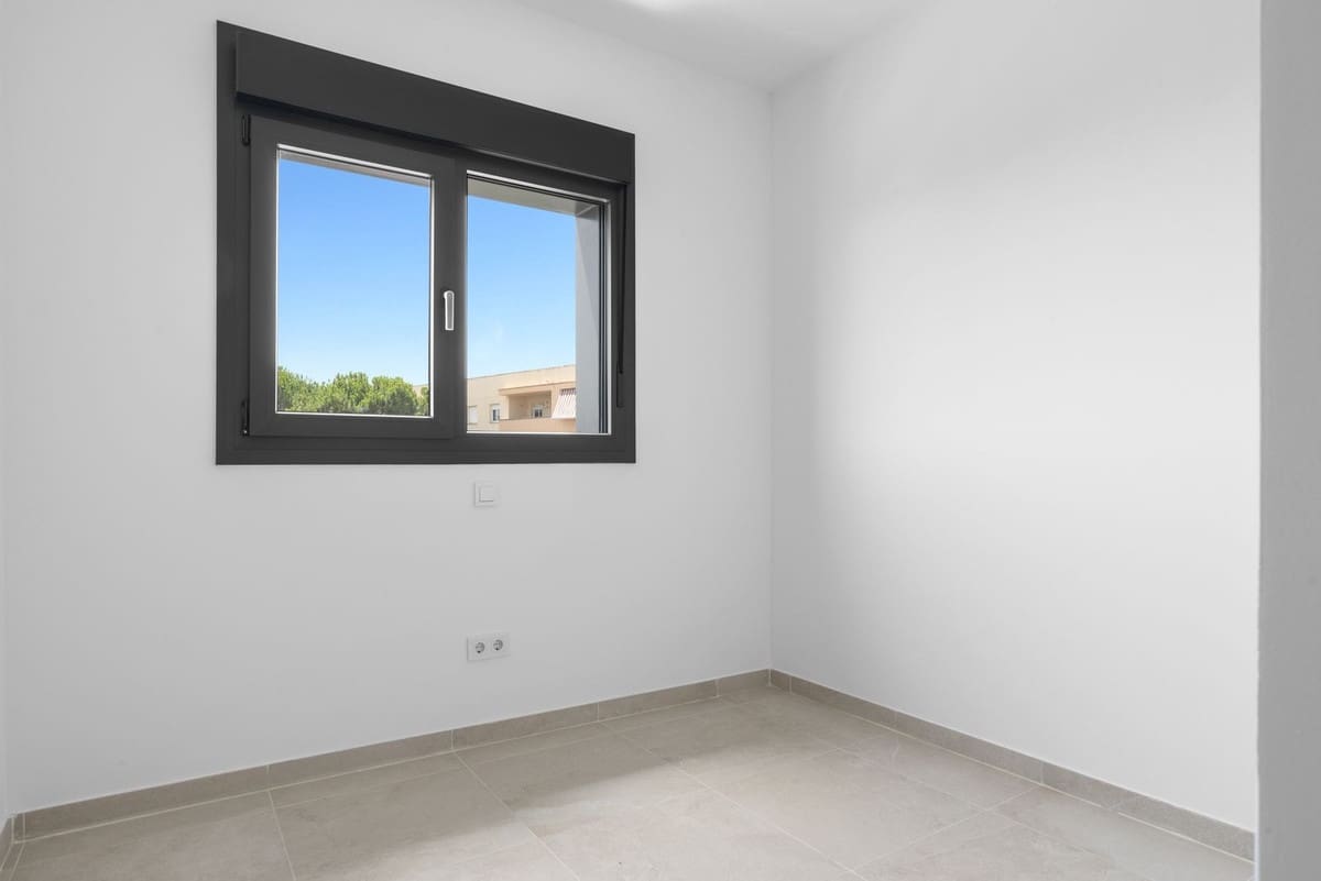 3 chambre Penthouse à vendre à Estepona avec garage - 849 500 € (Ref: 9974455)