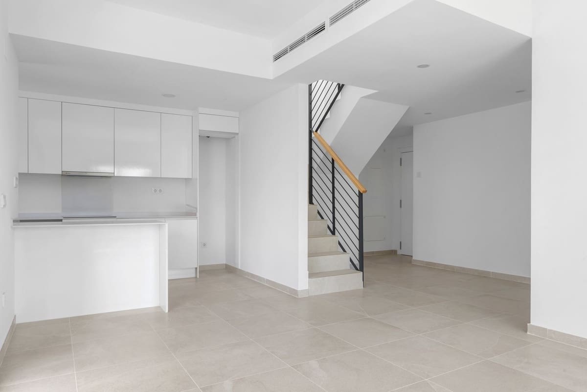 3 chambre Penthouse à vendre à Estepona avec garage - 849 500 € (Ref: 9974455)