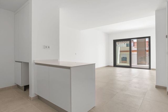 2 soverom Penthouse til salgs i Parque Central, Estepona med garasje - € 699 500 (Ref: 9974456)