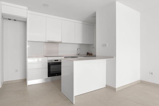 2 soverom Penthouse til salgs i Parque Central, Estepona med garasje - € 699 500 (Ref: 9974456)