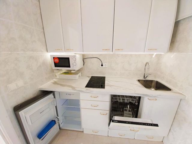 1 slaapkamer Studio te koop in Marbesa, Marbella met zwembad garage - € 269.500 (Ref: 9976623)