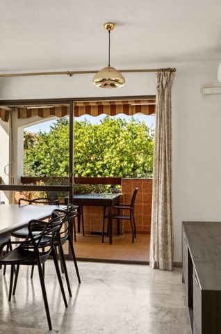3 soverom Leilighet til salgs i Castillo Sohail, Fuengirola med garasje - € 420 000 (Ref: 9978063)