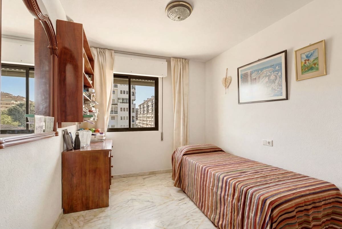 3 Zimmer Apartment zu verkaufen in Fuengirola mit Garage - 420.000 € (Ref: 9978063)