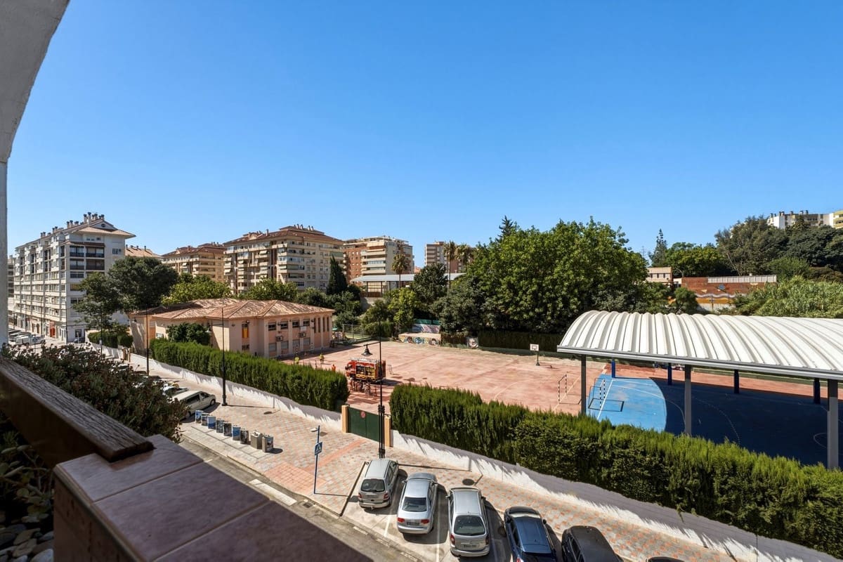 3 Zimmer Apartment zu verkaufen in Fuengirola mit Garage - 420.000 € (Ref: 9978063)