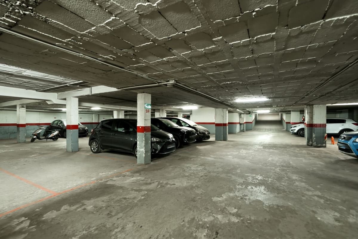 3 Zimmer Apartment zu verkaufen in Fuengirola mit Garage - 420.000 € (Ref: 9978063)