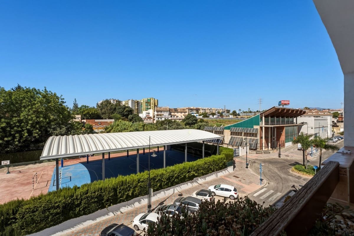 3 Zimmer Apartment zu verkaufen in Fuengirola mit Garage - 420.000 € (Ref: 9978063)
