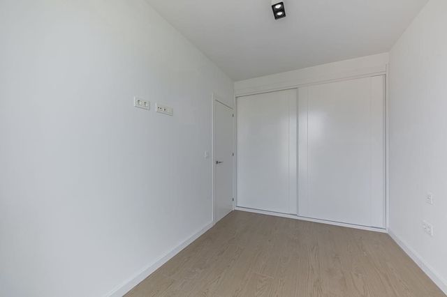 2 makuuhuone Huoneisto myytävänä paikassa Los Boliches , Fuengirola - 340 000 € (Ref: 9990022)