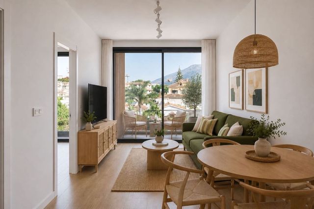 2 makuuhuone Huoneisto myytävänä paikassa Los Boliches , Fuengirola - 340 000 € (Ref: 9990022)