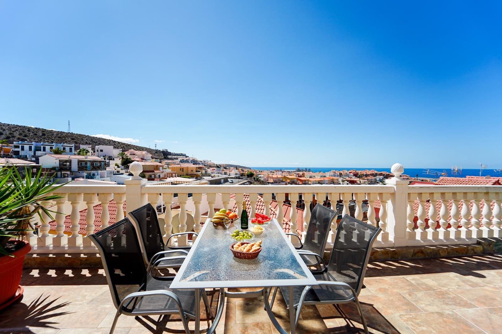 4 soverom Villa til salgs i Mogan med svømmebasseng garasje - € 1 250 000 (Ref: 8696367)