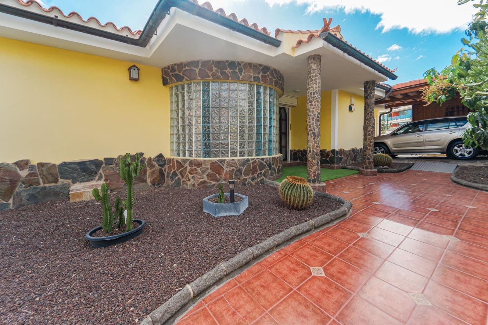 4 soverom Villa til salgs i Mogan med svømmebasseng garasje - € 1 250 000 (Ref: 8696367)