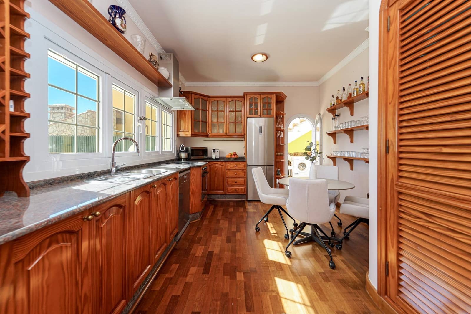 4 soverom Villa til salgs i Mogan med svømmebasseng garasje - € 1 250 000 (Ref: 8696367)