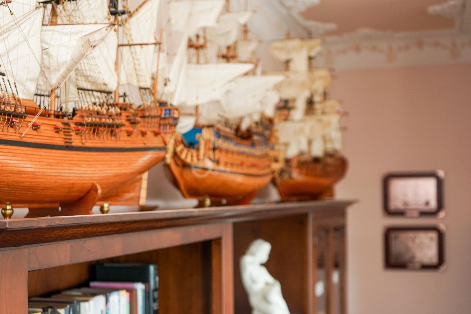 4 bedroom Villa for sale in Arguineguin with pool garage - € 1,050,000 (Ref: 8696367)