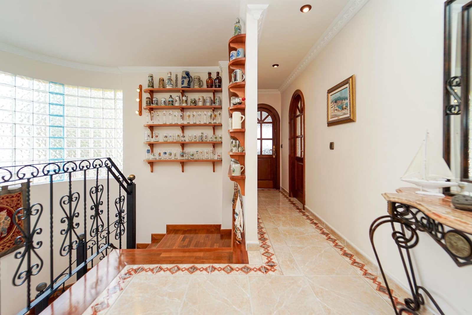 4 bedroom Villa for sale in Arguineguin with pool garage - € 1,050,000 (Ref: 8696367)