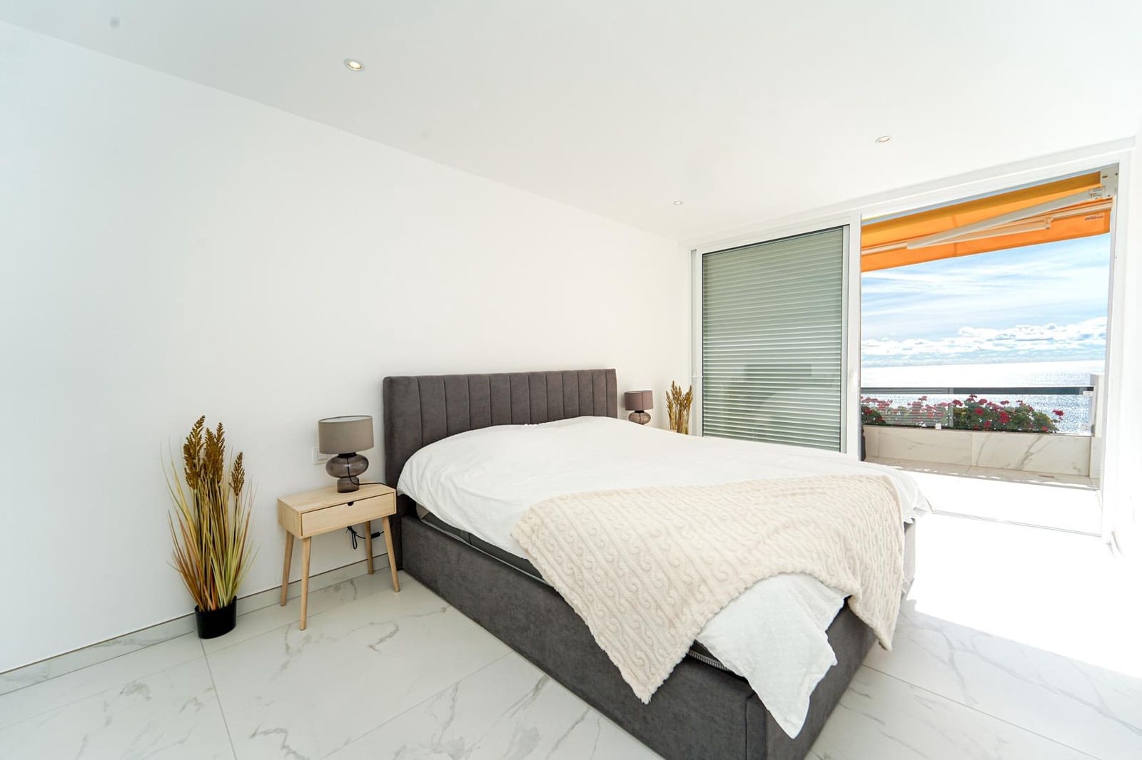 Ático de 3 habitaciones en Mogán en venta con piscina - 1.990.000 € (Ref: 8710366)