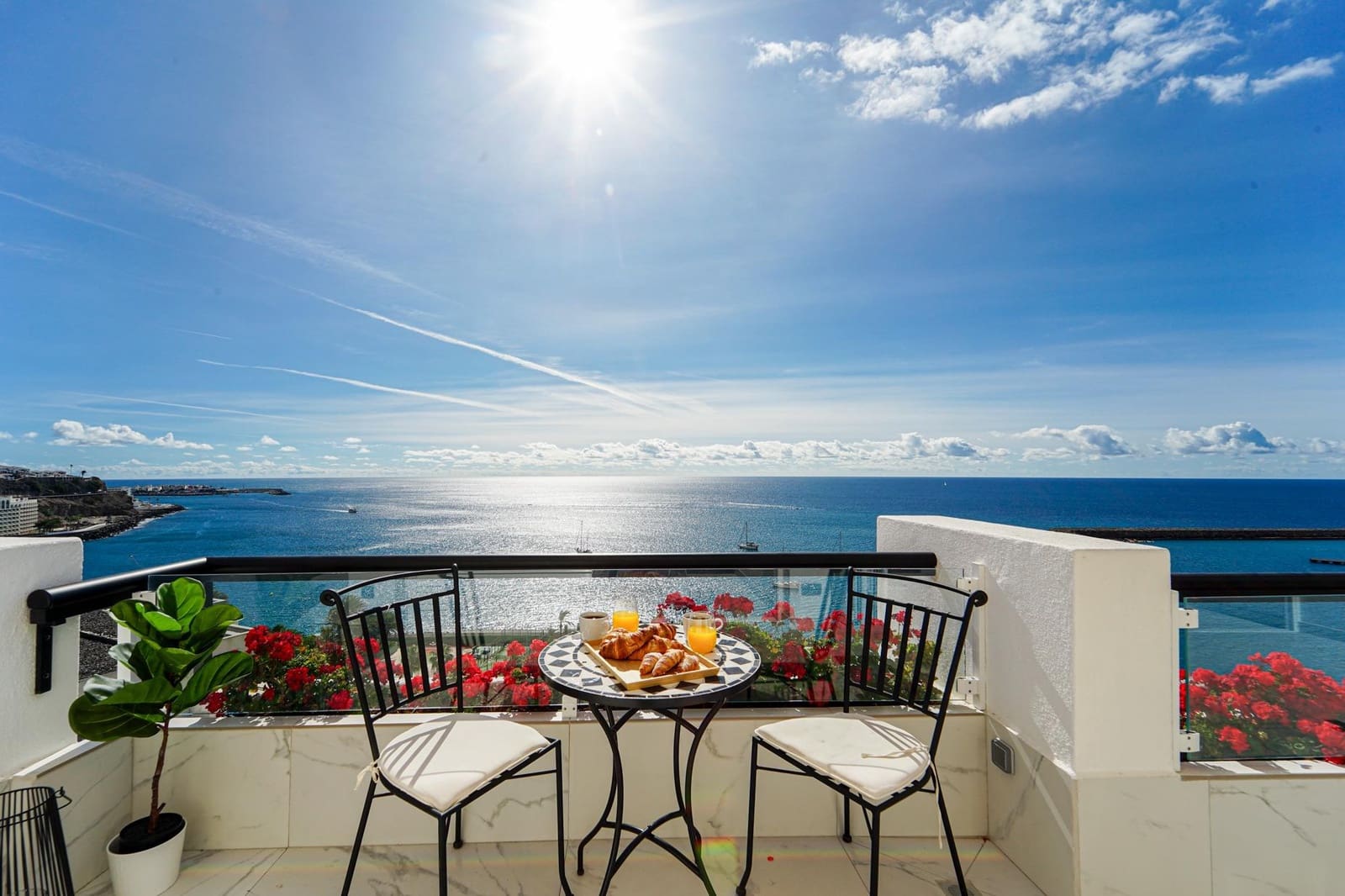 Ático de 3 habitaciones en Mogán en venta con piscina - 1.990.000 € (Ref: 8710366)