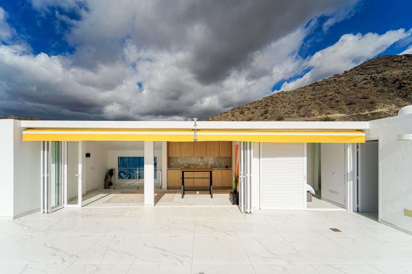 Ático de 3 habitaciones en Mogán en venta con piscina - 1.990.000 € (Ref: 8710366)