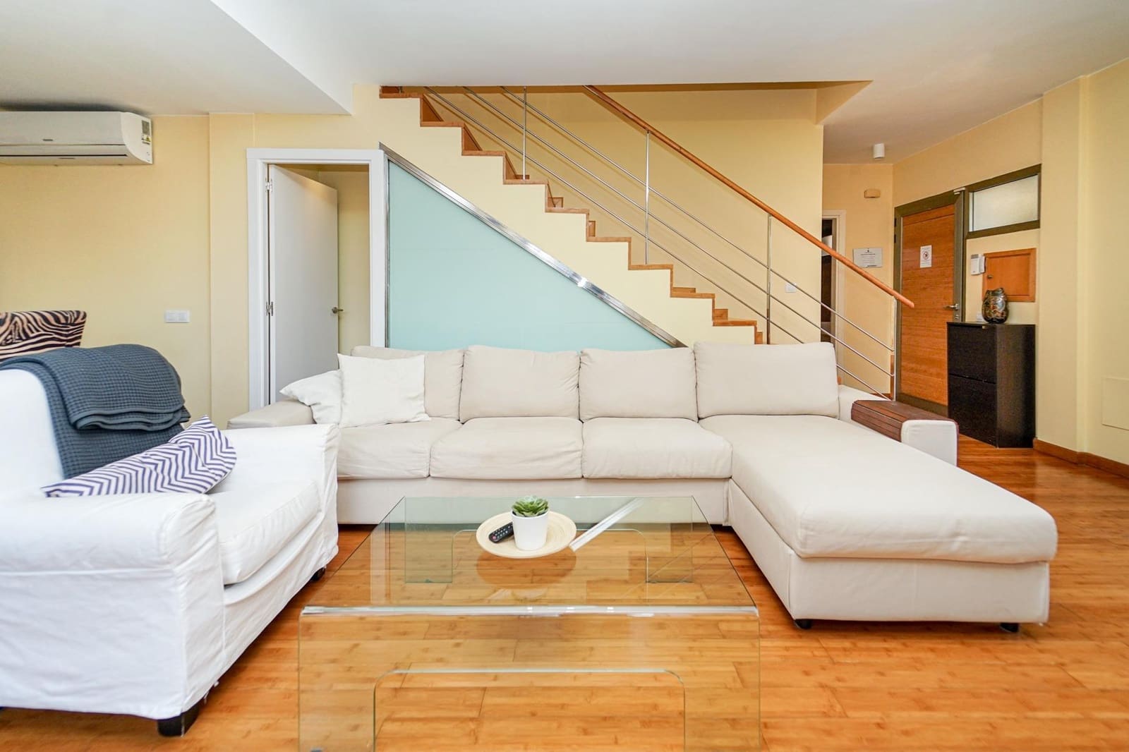 4 soverom Villa til salgs i Mogan med garasje - € 828 000 (Ref: 8713295)