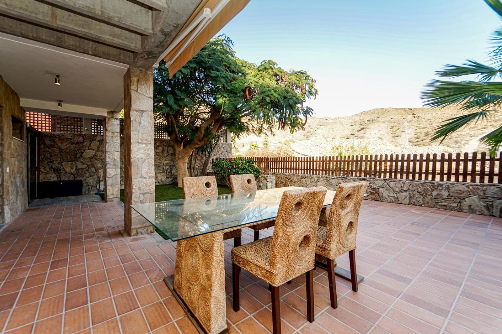 4 soverom Villa til salgs i Mogan med garasje - € 828 000 (Ref: 8713295)