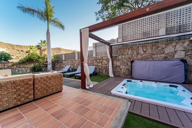 4 soveværelse Villa til salg i Mogán med garage - € 828.000 (Ref: 8713295)