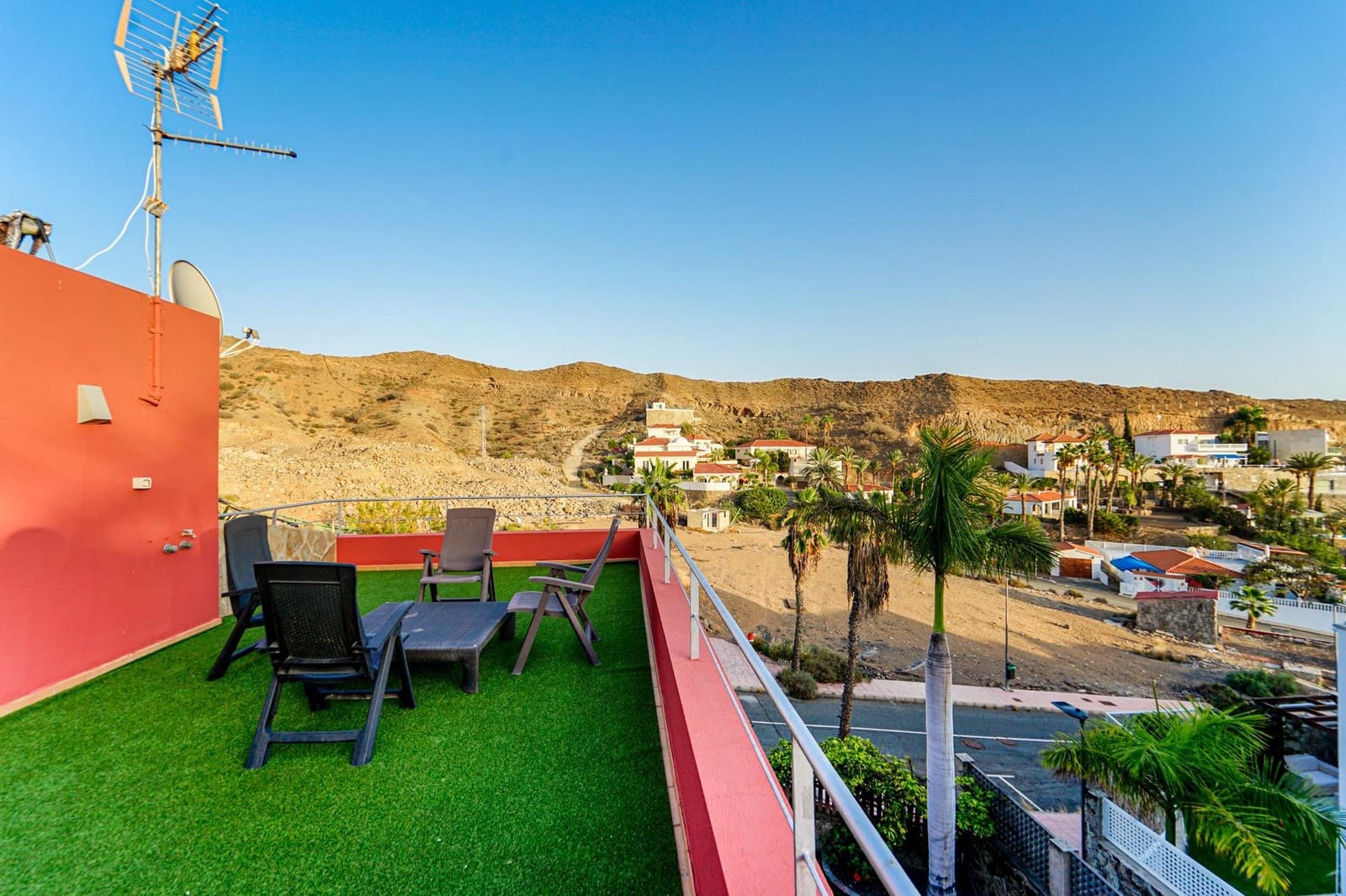 4 soverom Villa til salgs i Mogan med garasje - € 828 000 (Ref: 8713295)