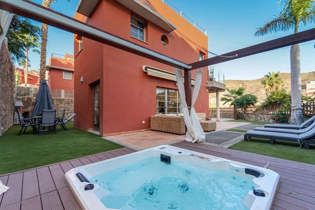 4 soveværelse Villa til salg i Mogán med garage - € 828.000 (Ref: 8713295)