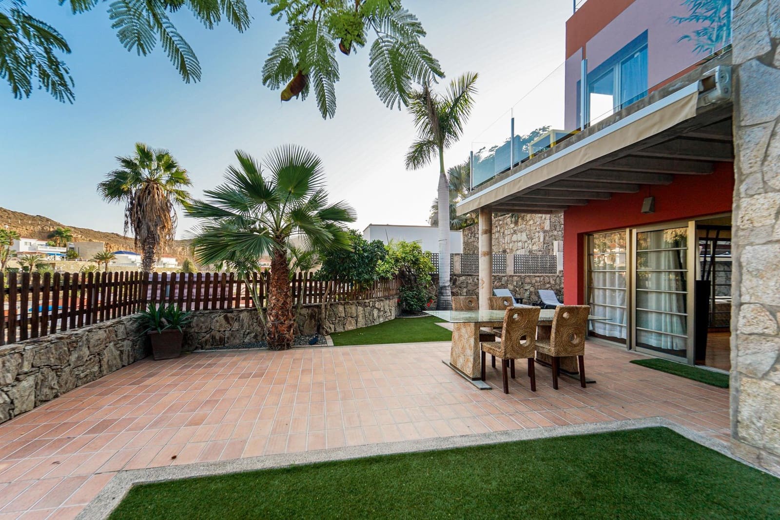 4 soverom Villa til salgs i Mogan med garasje - € 828 000 (Ref: 8713295)