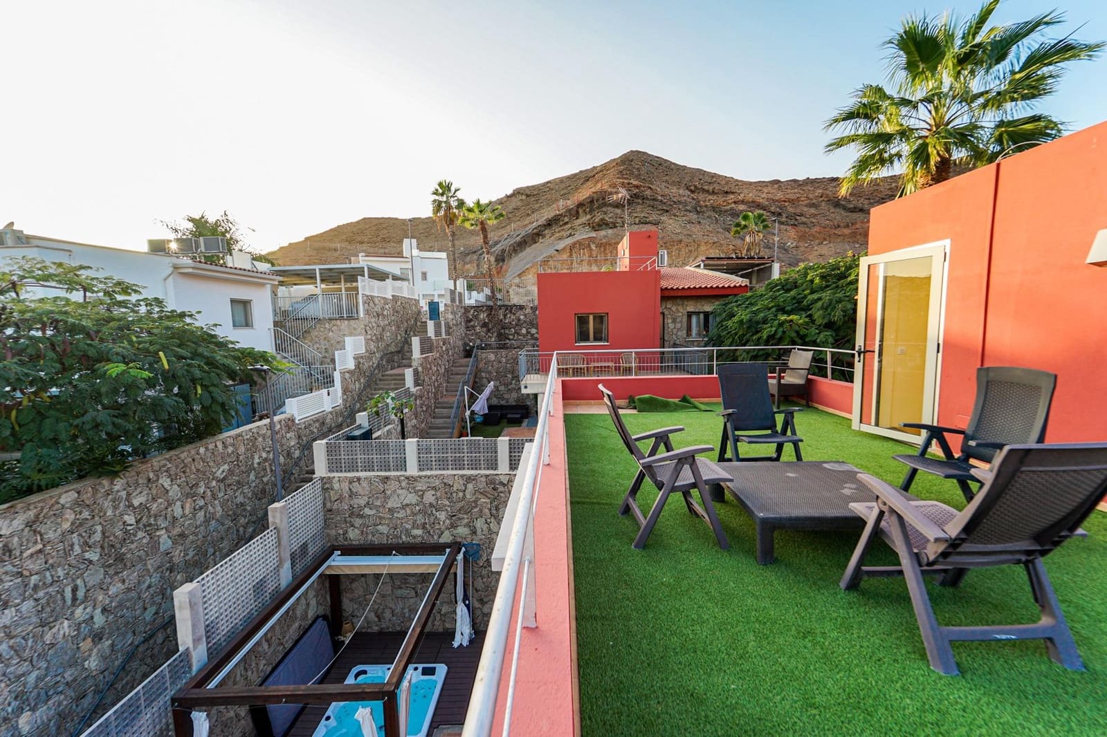 4 soverom Villa til salgs i Mogan med garasje - € 828 000 (Ref: 8713295)