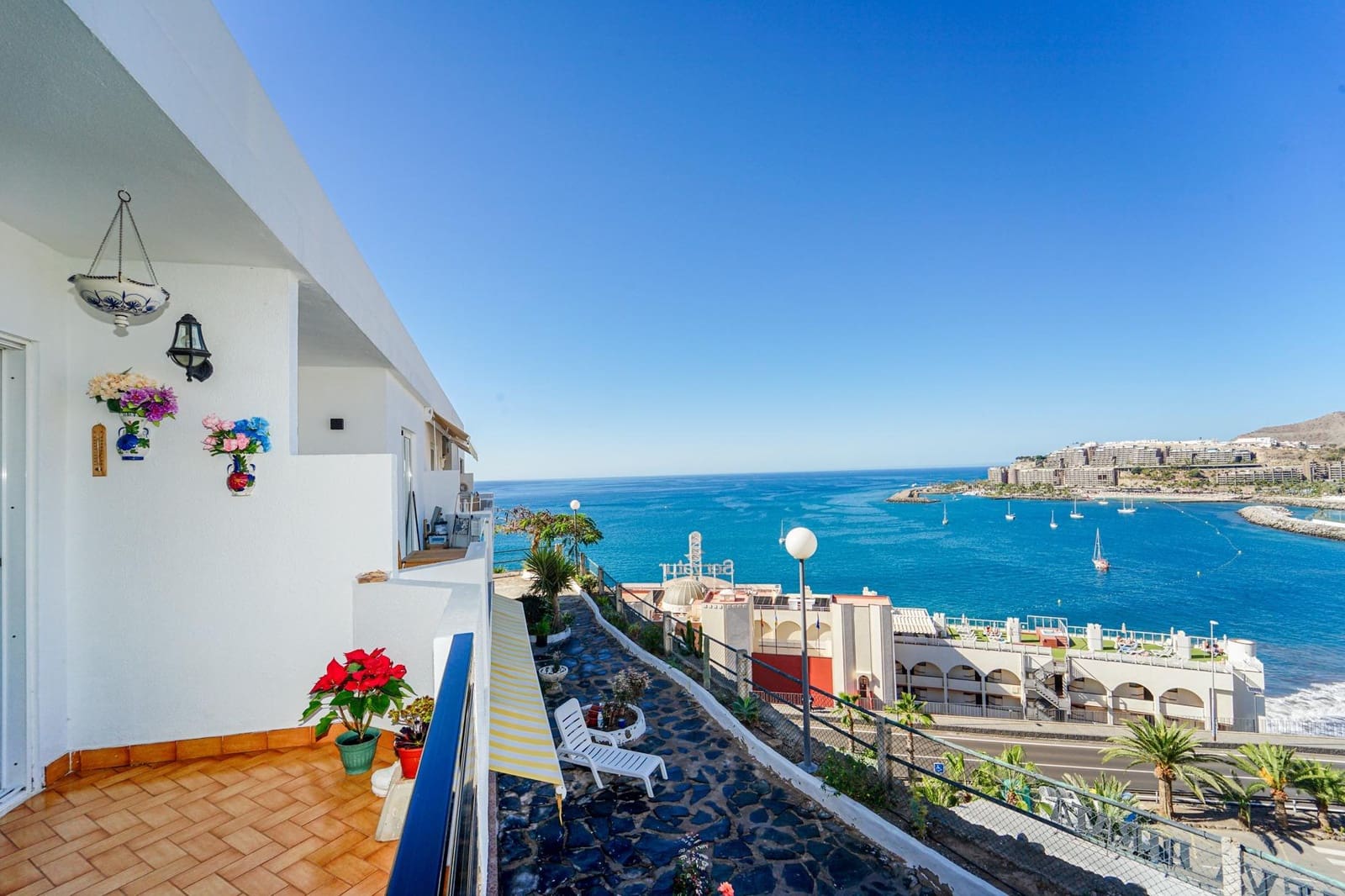 2 soveværelse Lejlighed til salg i Patalavaca med swimmingpool - € 249.000 (Ref: 8737875)