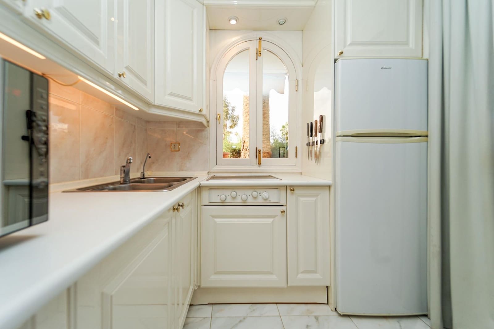 1 soveværelse Lejlighed til salg i Patalavaca med swimmingpool - € 320.000 (Ref: 8834906)