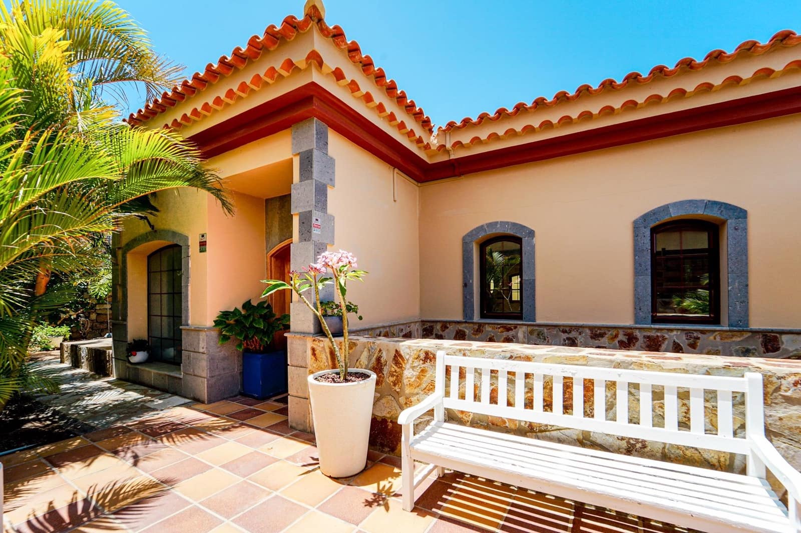 6 soverom Villa til salgs i Salobre Golf med svømmebasseng garasje - € 988 000 (Ref: 9033194)