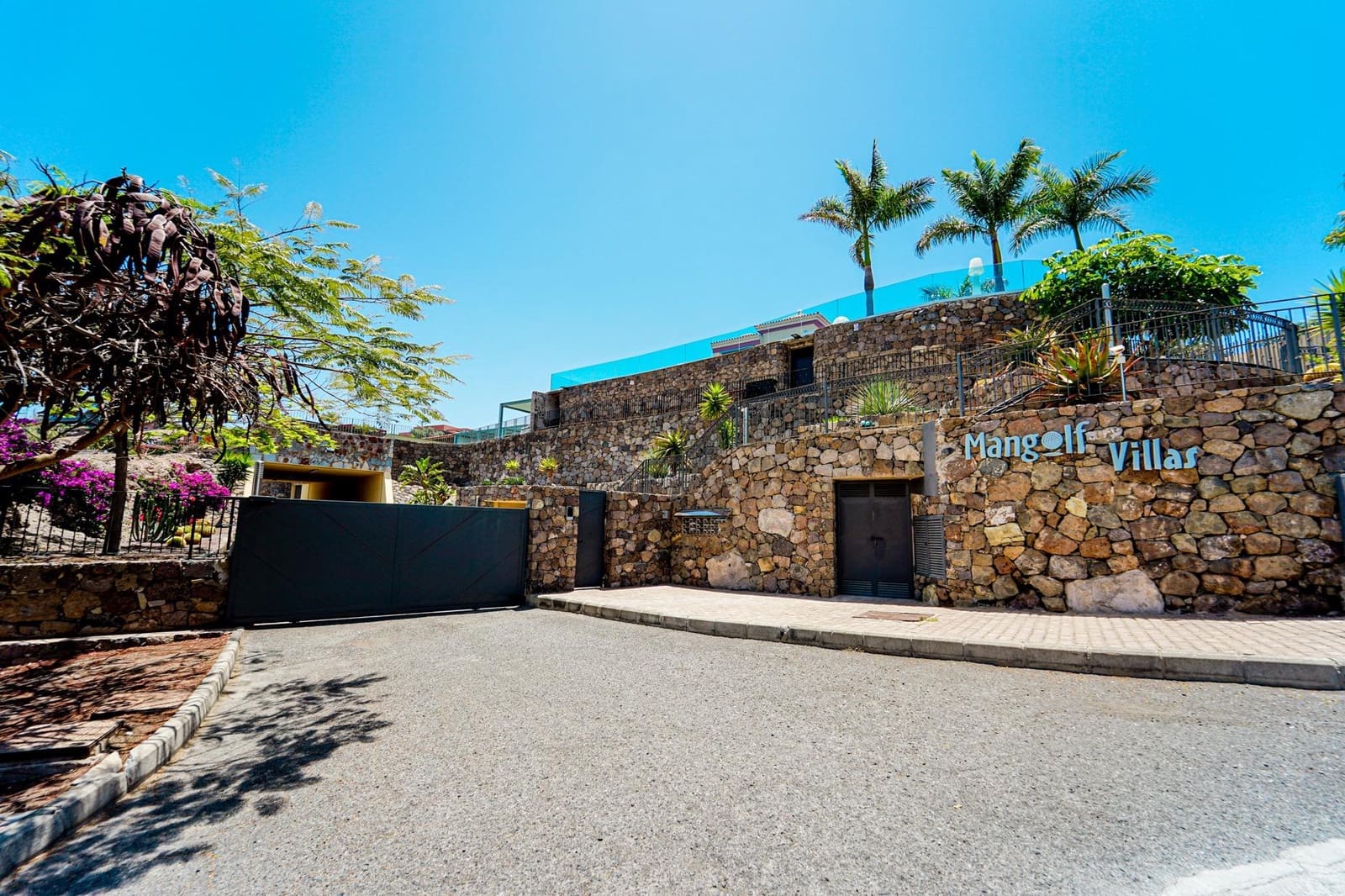 6 soverom Villa til salgs i Salobre Golf med svømmebasseng garasje - € 988 000 (Ref: 9033194)